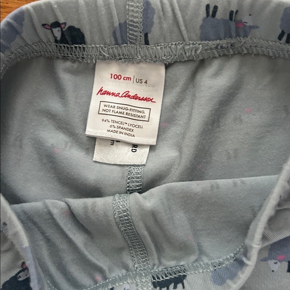 Hanna Andersson Hanna soft short jams - Picture 3 of 5